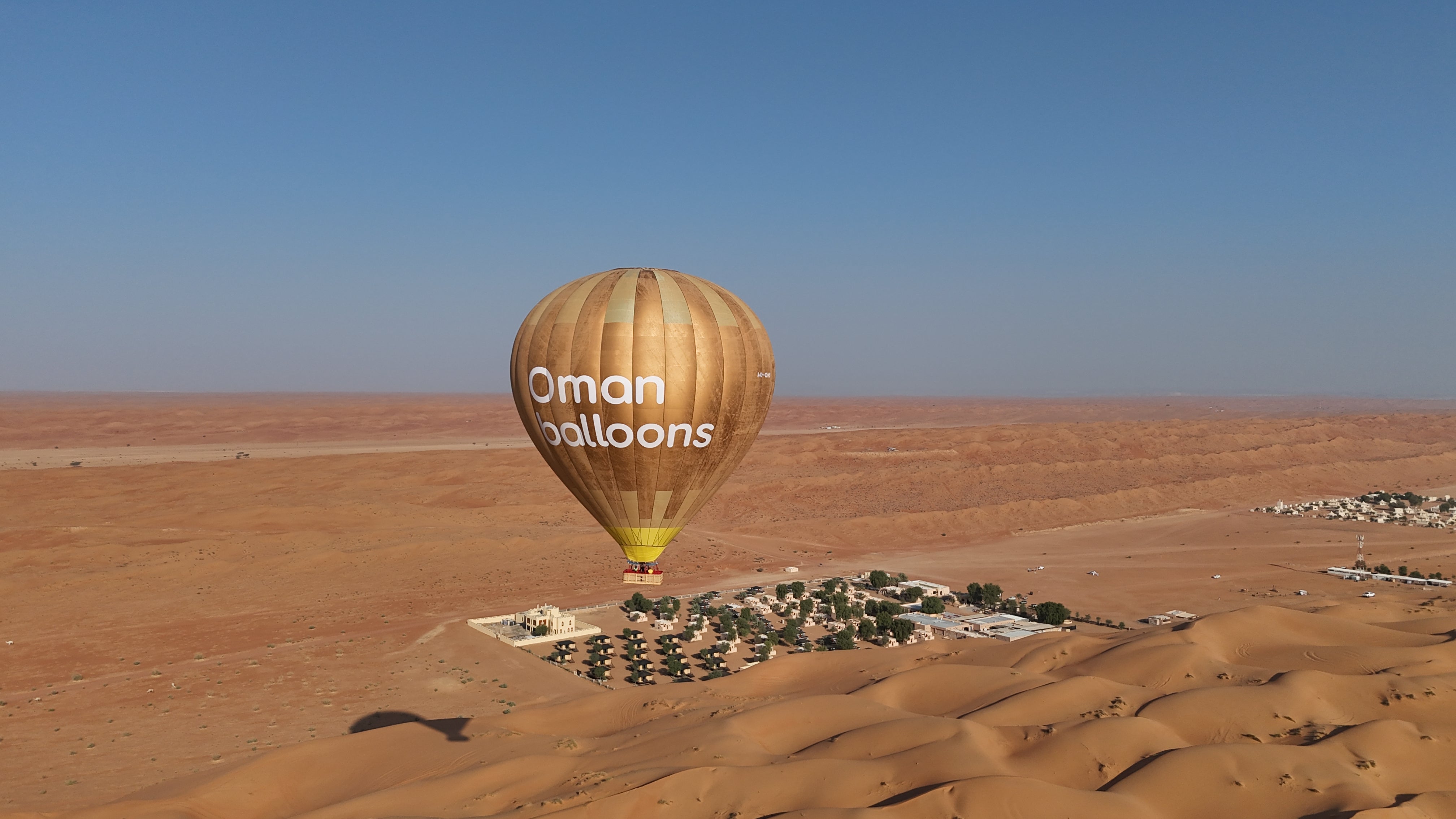 Fly Over the Dunes: Hot Air Balloon Adventure in Wahiba Sands